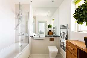 Cozy Bermondsey Apartment