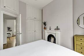 The Shepherd's Bush Hideaway