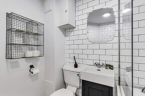 The Shepherd's Bush Hideaway