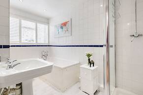 Charming Golborne Escape