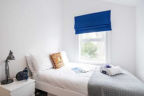 Charming Golborne Escape