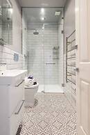 Charming Golborne Escape