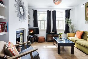 Charming Golborne Escape