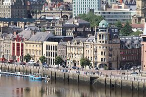 Week2Week Lord Grey Apartments