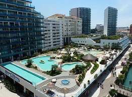 Britain in the Sun at Luxurious Ocean Village