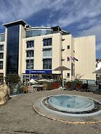 Britain in the Sun at Luxurious Ocean Village