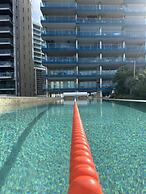 Britain in the Sun at Luxurious Ocean Village