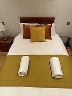 Britain in the Sun at Luxurious Ocean Village