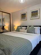 Stunning 2-bed Apartment in Dartford