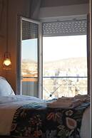 Daphne Luxury Apartment