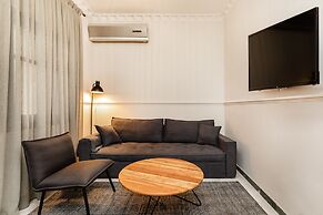 Coco by halu' Neoclassical apt