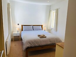 Bright Modern Welcoming Home Easy Stroll Along Pathway Into Kenmare To