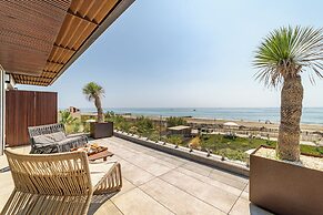 La Villa Miramar