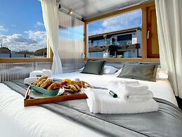 La Villa Miramar