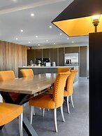 La Villa Miramar
