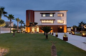 La Villa Miramar