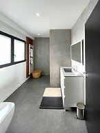 La Villa Miramar