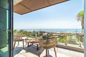 La Villa Miramar