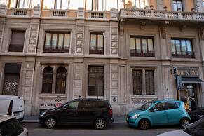 3705 Milan Modern Stay by Barbarhouse