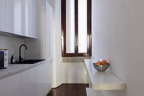 3705 Milan Modern Stay by Barbarhouse