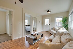 Walk to Metra: Pet-friendly Blue Island Apt