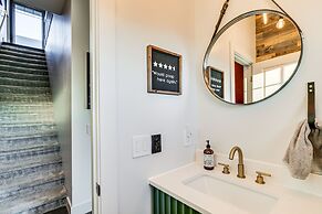 Stylish Omaha Home w/ Balcony - 2 Mi to Downtown!
