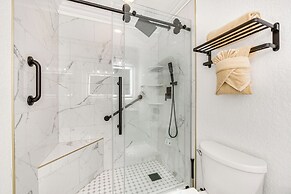 Heated Pool: Davenport Home w/ Xbox & Racing Games