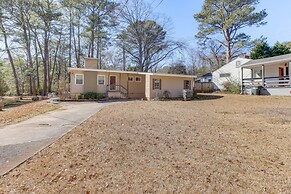 Pet-friendly Birmingham Cottage w/ Private Hot Tub