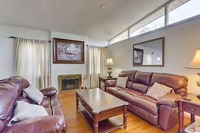 Pet-friendly Birmingham Cottage w/ Private Hot Tub