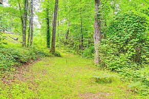 Smoky Mountain Cabin w/ Fire Pit & Stunning Views!