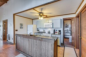 Smoky Mountain Cabin w/ Fire Pit & Stunning Views!