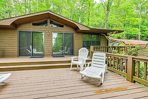 Smoky Mountain Cabin w/ Fire Pit & Stunning Views!