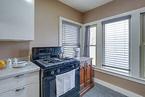 Cozy Kalamazoo Studio, 4 Mi to Downtown Area!