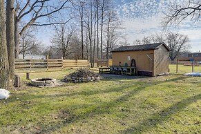 Cozy Kalamazoo Studio, 4 Mi to Downtown Area!