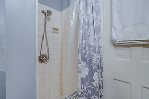 Kalamazoo Vacation Rental Near Golf & Parks!