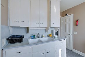 Kalamazoo Vacation Rental Near Golf & Parks!