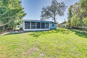 Spring Hill Home - 3 Mi to Weeki Wachee Springs!