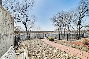 Yankton Vacation Home w/ Hot Tub & River Views