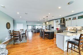 Yankton Vacation Home w/ Hot Tub & River Views