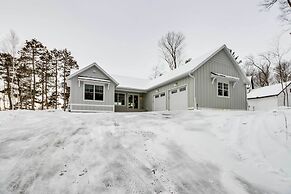 Luxury Serpent Lake Home w/ Gourmet Kitchen!