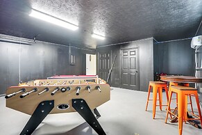 Spacious Brandon Home: Hot Tub, Pool, & Game Room