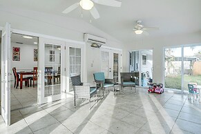 Spacious Brandon Home: Hot Tub, Pool, & Game Room