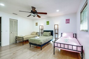 Spacious Brandon Home: Hot Tub, Pool, & Game Room