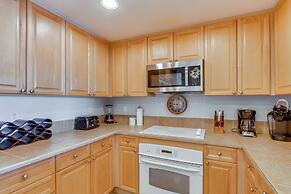 Florida Resort Condo: Walk to Pensacola Beach!