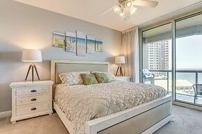 Florida Resort Condo: Walk to Pensacola Beach!