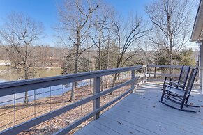 Lakefront Highland Home w/ Private Fishing Dock!