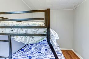 Lakefront Highland Home w/ Private Fishing Dock!