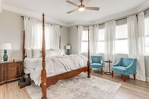 'footprints in the Sand' - Luxe Freeport Home!