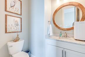 'footprints in the Sand' - Luxe Freeport Home!