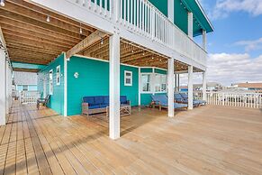 'footprints in the Sand' - Luxe Freeport Home!